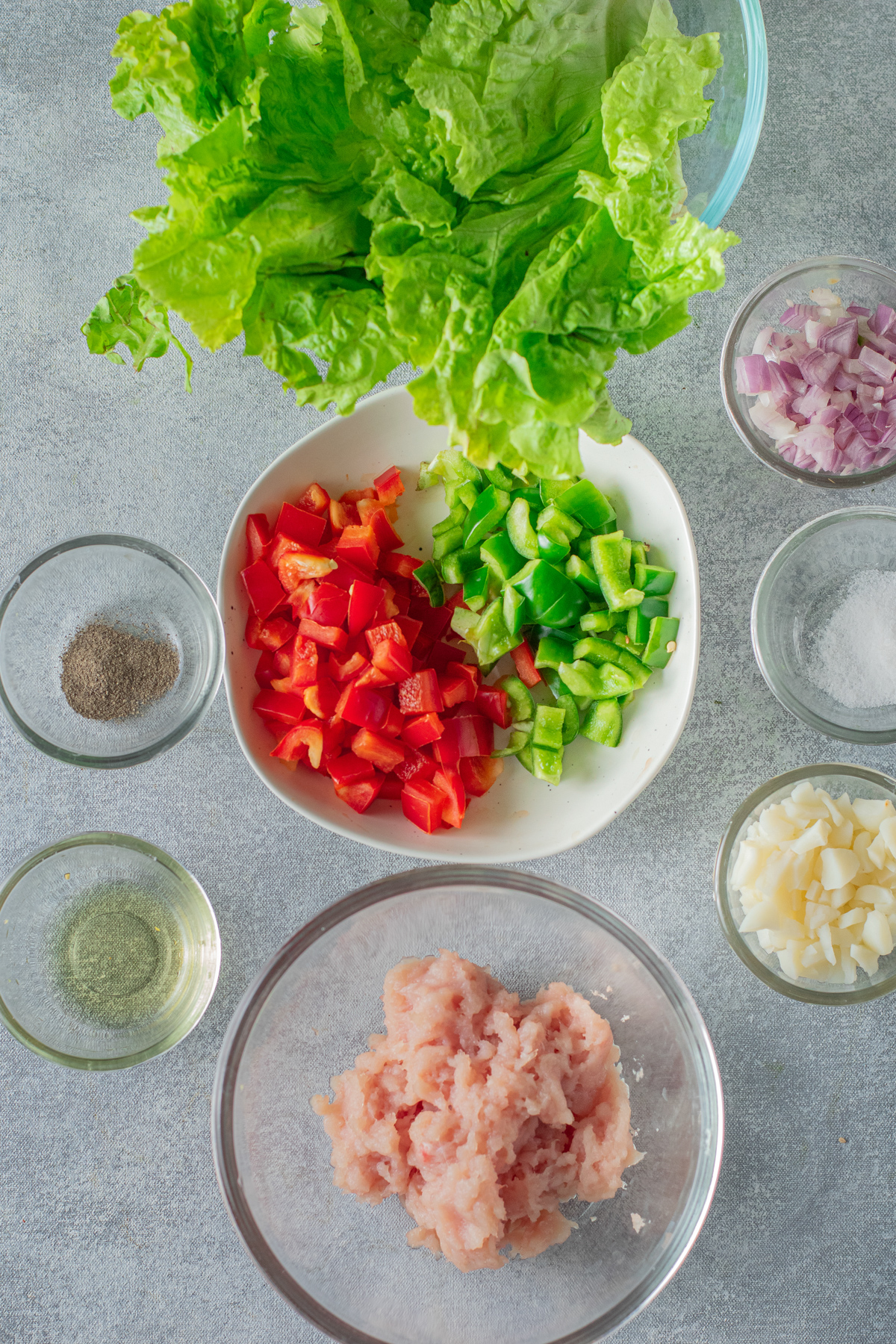ingredients: bib lettuce, onion, chopped green and red bell peppers water chesnuts, seasonings, and chopped chicken